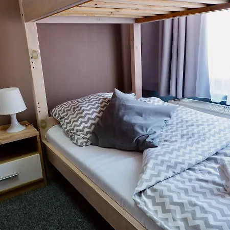 Moon Hostel *