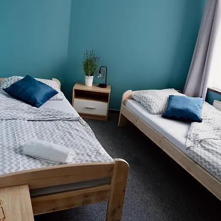 Moon Hostel *