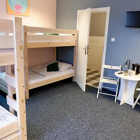Moon Hostel *