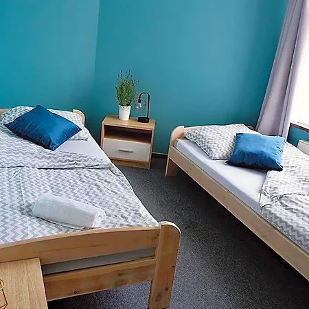 Moon Hostel *