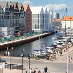Moon Gdańsk